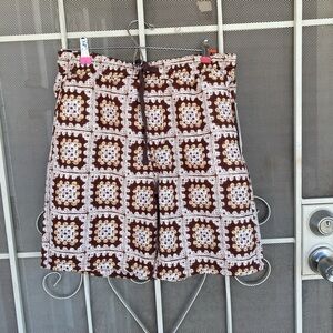 Brown and White Patterned textured men shorts draw string new with tags